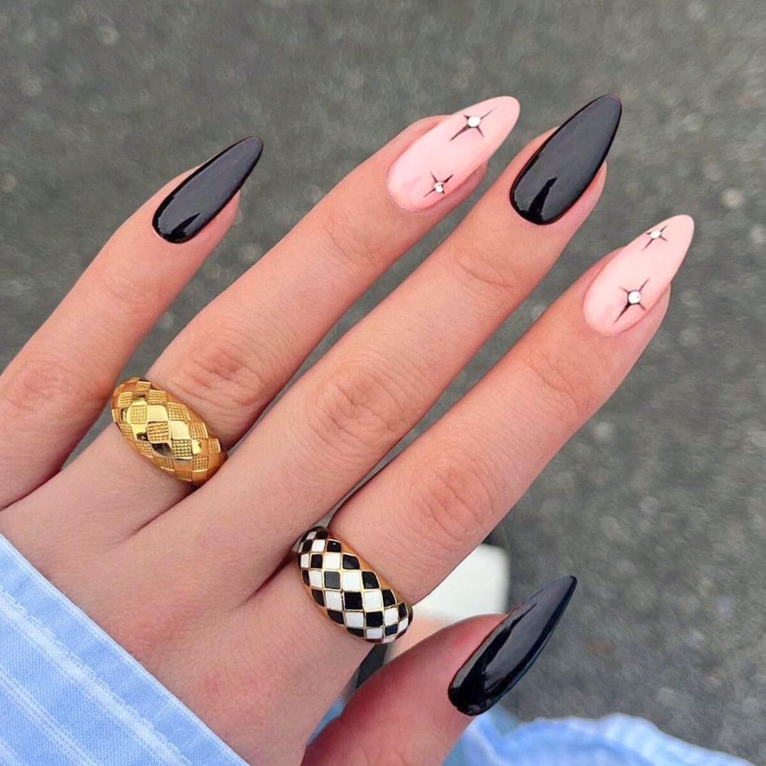 Diamond Deluxe Manicure Diamond Deluxe Manicure