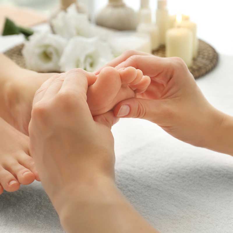 Smoothing Pedicure w Shellac on Top Smoothing Pedicure w Shellac on Top